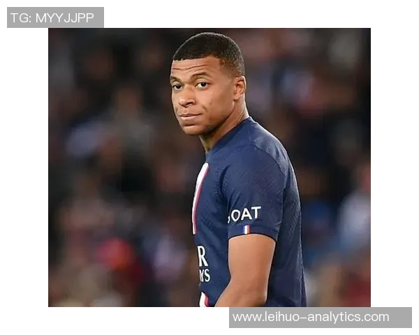 足总杯精彩对决里昂绝杀AC米兰引发全场狂欢与热议